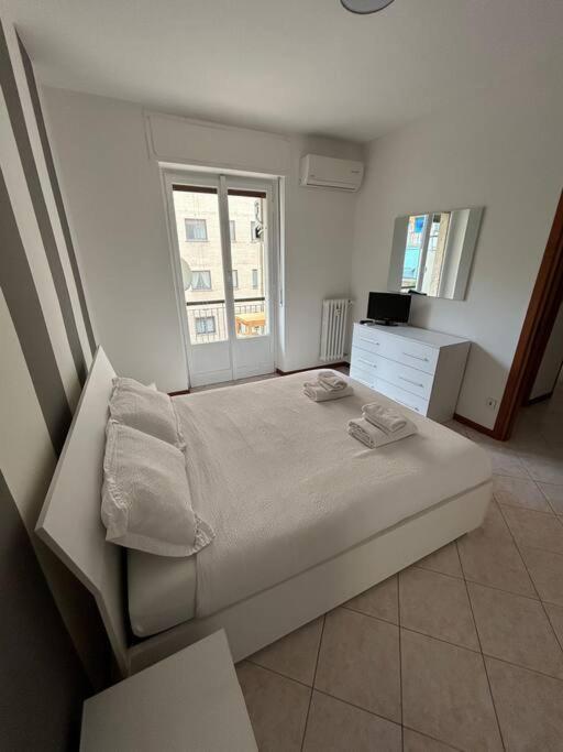 Cozy Apartment San Siro - Fiera Milan Exterior photo